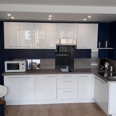 Les Marines Apartment Courseulles-sur-Mer Exterior foto