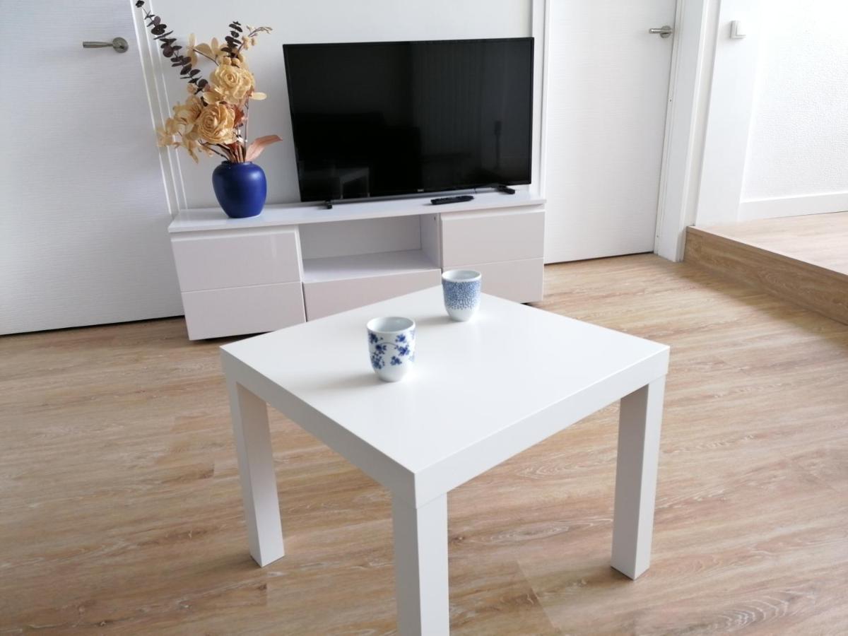 Les Marines Apartment Courseulles-sur-Mer Exterior foto